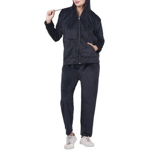 Survêtement en velours pour femme, confort élevé, tissu respirant et personnalisation OEM, survêtement en velours pour femme - Product Image 1