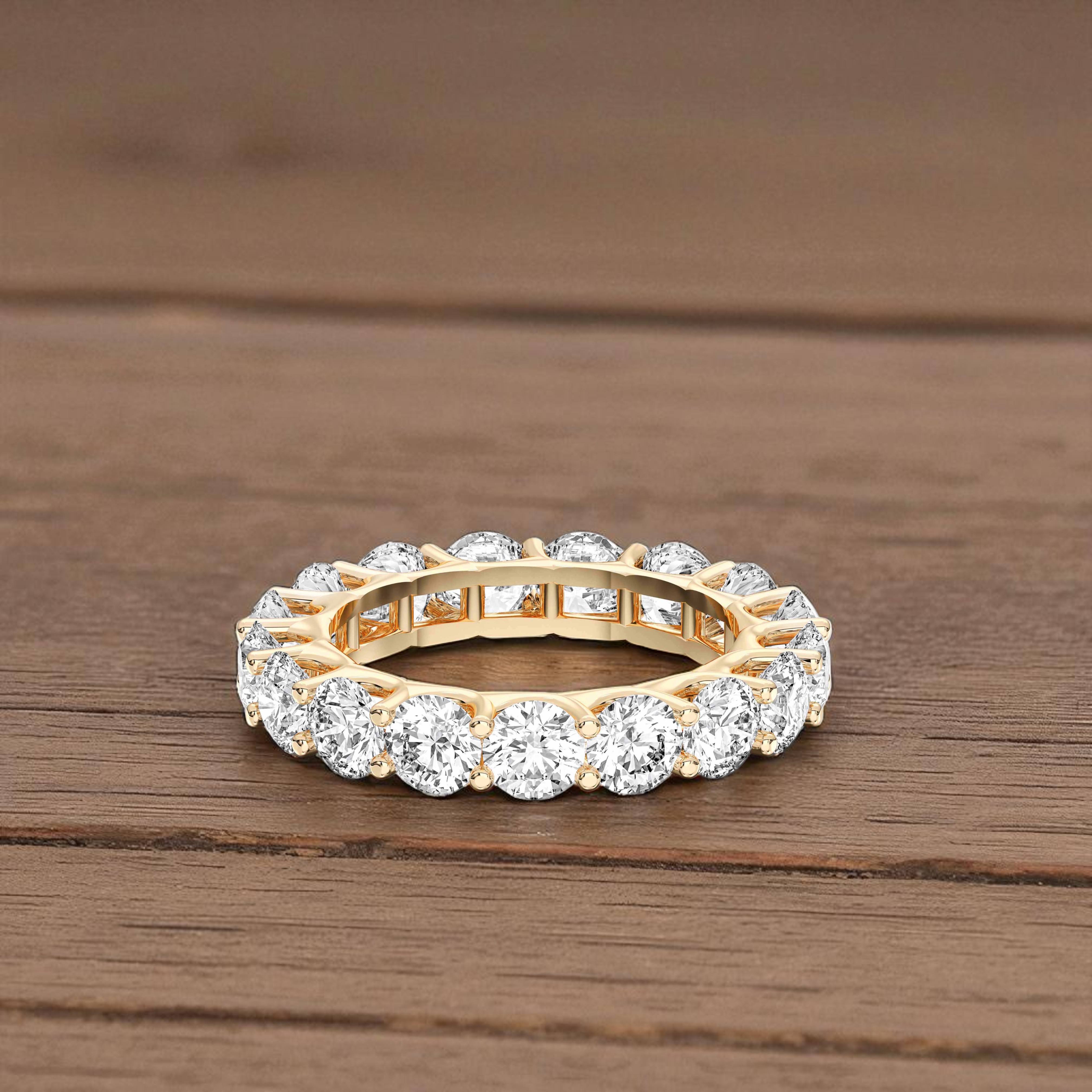 สีเหลืองทอง