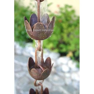 Chaîne de pluie en métal de tasse de fleur de tulipe de vente chaude pour la décoration de caractéristique d'eau de maison et de jardin chaîne de pluie suspendue de couleur de cuivre - Product Image 3