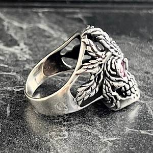 Anillo de Calavera Plateado para Hombre, Estilo Casual, Modelo Monstruo Esqueleto con Detalle Oxidado, Anillo de Calavera Estilo Bohemio Genial - Product Image 5