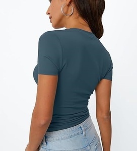 Camiseta de Hombre de Color Sólido con Cuello en V, 100% Algodón, Tela Oxford, Corte Regular, Manga Corta, Casual, Transpirable, Ecológica, de Secado Rápido - Product Image 3