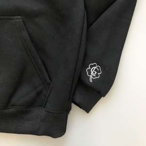 Sweats à capuche en coton classiques 400GSM Sweats unisexes lourds Vêtements chauds et confortables Fourniture directe en usine - Product Image 4