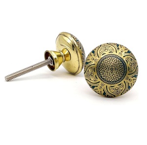 Boutons de porte plaqués or frais d'arrivée nouveau Style boutons de porte en métal faits à la main dans un nouveau look dans les prix de gros boutons de porte en métal dans N - Product Image 3