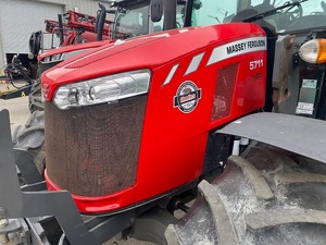 Tractor Massey Ferguson 5711 Usado en Buen Estado con Bomba y Caja de Cambios de Alto Rendimiento para Agricultura Pesada - Product Image 4