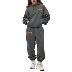 Nuevo chándal Boxy Fit para mujer, logotipo impreso personalizado, ajuste holgado, hombro caído, 100% algodón, chándal gris sólido para mujer - Product Image 1