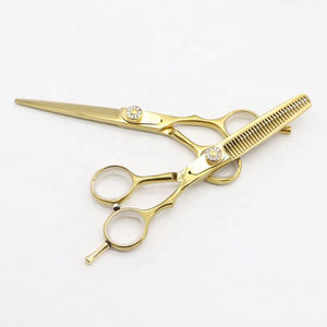 Kit de tijeras de peluquero profesional Cuchillas afiladas de 5,5 pulgadas Kits de afeitado fáciles de usar con mango de acero inoxidable Herramienta de belleza colorida - Product Image 6