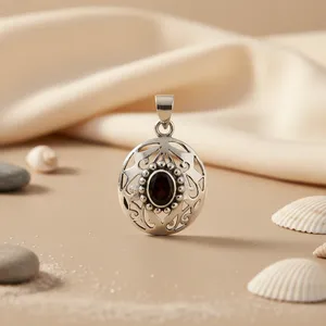 Colgante de Plata 925 con Baño de Rodio, Diseño de Gota de Agua con Granate y Oro Rosa - Product Image 2