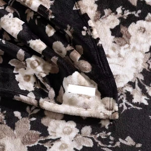 Manta de Algodón de Punto Acanalado Premium para Decoración del Hogar y Hostelería, Estilo Jacquard Moderno y Cómodo - Product Image 3