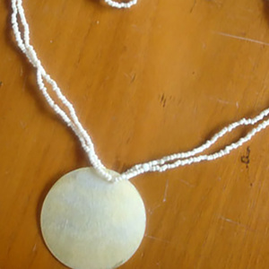 สร้อยคอเปลือกหอยสีเหลืองประดับลูกปัดทรงกลมสไตล์โบฮีเมียน ขนาด 5 ซม. สำหรับเป็นของขวัญ - Product Image 2