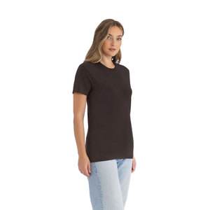 Camiseta Next Level Apparel 3600 de Algodón, Cómoda y Ligera, Color: Chocolate Oscuro, Corte Clásico, Unisex - Product Image 6