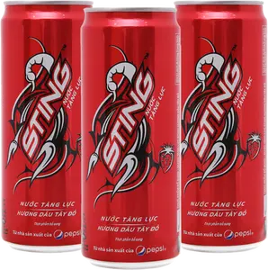 स्टिंग ऊर्जा पेय 330ml कर सकते हैं लाल Ginseng स्ट्रॉबेरी स्वाद के साथ वियतनाम में किए गए बिजली पेय सस्ते