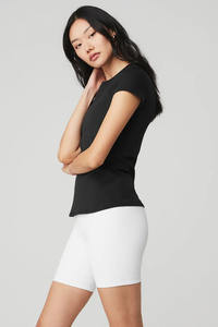 Streetwear personnalisé pour femmes T-shirt surdimensionné décontracté à la mode Top à la mode OEM en vrac en gros de haute qualité Top d'été uni - Product Image 3