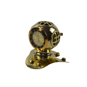 Reloj de Mesa con Casco de Buceo Náutico de Plata Antigua para Coleccionistas Marítimos que Buscan Piezas Decorativas Únicas Inspiradas en el Océano - Product Image 3