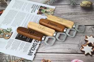 Ouvre-bouteille de bière en bois à poignée personnalisable de haute qualité Ouvre-bouteille en bois de qualité - Product Image 4
