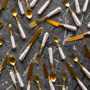 Juego de Cubiertos Modernos de Acero Inoxidable Espejado en Dorado y Blanco, Ecológicos, para Fiestas, Hogar, Hotel y Restaurante - Product Image 5