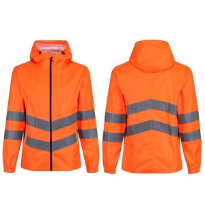 Veste de sécurité industrielle imperméable personnalisée pour hommes pour le travail d'hiver haute visibilité réfléchissante avec logo sur le devant - Product Image 4