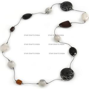 Latest Design Handmade Women <b>Necklace</b> Resin Big Beads and Leather Cord <b>Statement</b> Chunky Beaded <b>Necklaces</b> Fashion Jewelry - Product Image 4
