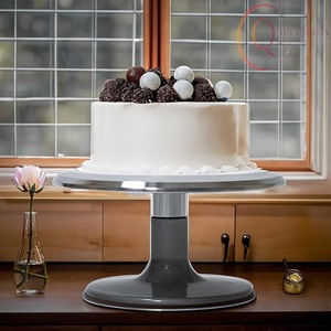 Support à gâteau en métal robuste pour une présentation sécurisée des gâteaux, idéal pour les grands gâteaux et les événements - Product Image 6