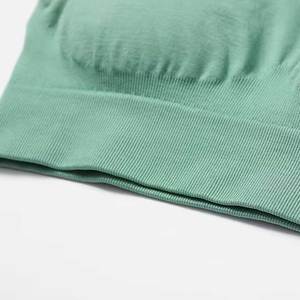 Conjunto de Top Deportivo y Pantalones Cortos para Mujer con Logotipo Personalizado, Ropa de Yoga, Secado Rápido, Transpirable, Sin Costuras, para Gimnasio - Product Image 4
