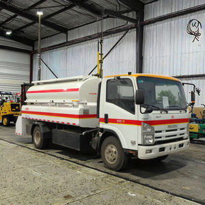 Camión de Servicio Sanitario Autopropulsado para Aviones - Equipo de Apoyo en Tierra (EAT) para Aeropuertos - Product Image 3