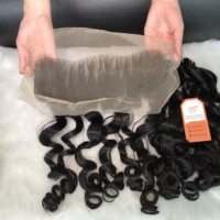 Meilleures ventes de cheveux vietnamiens bruts Ocean Wavy Human Hair Extensions et Closure Frontal Long Lasting