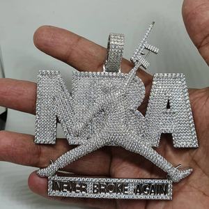Pendentif à breloque pour homme en diamant Moissanite taille ronde VVS Style mignon cadeau de fête plaqué or 42 carats en argent sterling 925 - Product Image 2
