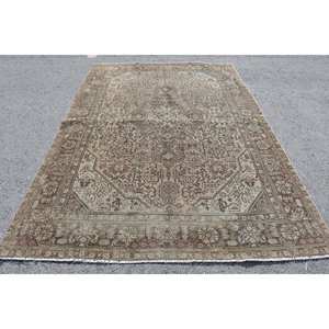 พรมขนสัตว์สีน้ำตาลเบจสไตล์วินเทจขนาด6.4x9.3ฟุตทรงสี่เหลี่ยมสำหรับทางเดินข้างเตียงสไตล์ตุรกีงานเย็บปะแฮนด์เมด - Product Image 1