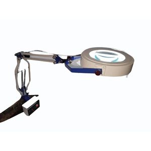 Loupe frontale à LED en verre optique, en acrylique et ABS, pour la lecture - Product Image 1