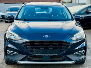 Voitures d'occasion 2020 <span class=keywords><strong>Ford</strong></span>-<span class=keywords><strong>Focus</strong></span> automatique essence <span class=keywords><strong>4</strong></span> cylindres Euro6 5 places 182hp prêtes à être expédiées dans le monde entier - Product Image 3