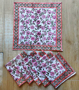 Dessous de verre à thé matelassé en coton en tissu imprimé bloc durable et durable avec bord passepoil, marmites à boissons chaudes, tapis, accessoires de table - Product Image 1