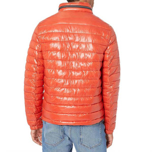 Veste d'hiver matelassée personnalisée de haute qualité, unisexe, col à capuche, coupe régulière, réversible, imperméable, service OEM, devant - Product Image 3