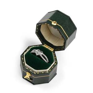 Jeulia Luxurious Vintage Green Octagon Velvet <b>Ring</b> <b>Box</b> for Jewelry - Product Image 2