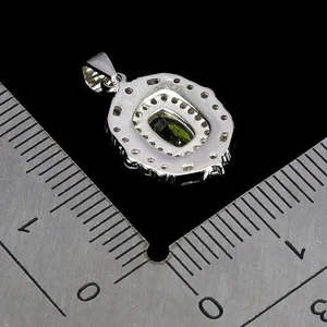 Colgante de Plata de Ley 925 de Calidad AAA+ con Peridoto Antiguo de 7x5mm, Joyería con Piedra Preciosa Natural Cus-Jew95 - Product Image 3