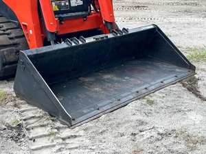 Kubota 2024-Minicargador de orugas con cabina de alto flujo con cubo, - Product Image 5