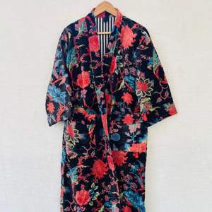 Vente en gros Kimono en velours de coton imprimé main - Product Image 3