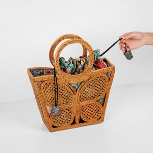 Bolsos de ratán con diseño de mariposa, bolsos tote en oferta, bolsos de mano a precio económico, proveedor de bolsos de mano en oferta - Product Image 4