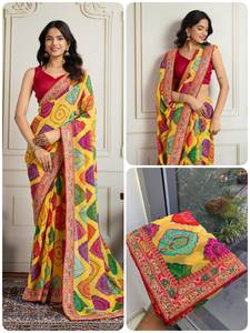 Saree pour mariage en tissu Georgette doux de qualité supérieure avec imprimé bandhni et bordure en dentelle multi-broderie - Product Image 5