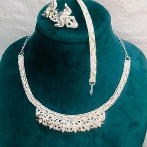 สร้อยคอชุบเงิน925ไมครอนสไตล์วินเทจเครื่องประดับแฟชั่นผู้หญิงดวงตาสีแดงไข่มุกเหม่นดีของขวัญมาตรฐานยุโรป - Product Image 5