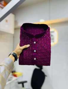 Ensemble Kurta Pyjama pour Hommes de Haute Qualité avec Broderie et Tissu Unique pour un Look Moderne Liste de Prix de Vente en Gros Disponible - Product Image 5