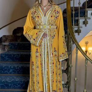 BONITO DISEÑO DE BONITO ZARDOZI COLORIDO TRABAJO EN VESTIDO CAFTAN CON ESTILO PARA FIESTA Y BODA = 2024 - Product Image 1