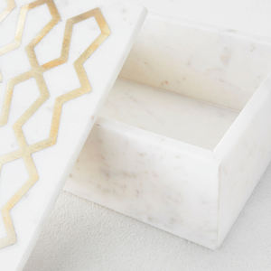 Joyero de mármol sólido, diseño cuadrado de tendencia, reloj de mármol blanco de tamaño mediano hecho a mano y caja de almacenamiento de joyas, cosas de joyería - Product Image 6