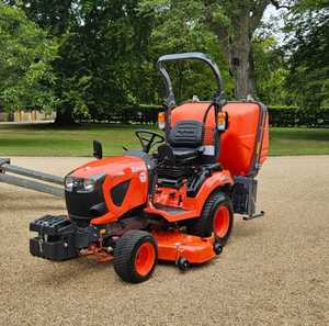 Tondeuse à gazon industrielle KUBOTA 48/54/60 pouces, moteur 4 temps OEM 127CC, 4 roues motrices, Cub Cadet Ultima ZT2 60, tondeuse à gazon KUBOTA - Product Image 5