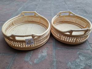 Ensemble de 2 plateaux de service en rotin avec poignées fabriqués à la main du Vietnam - Product Image 3