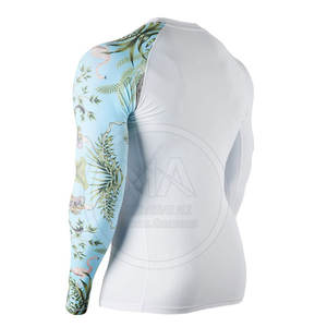 Diseñe su propia ropa de entrenamiento para hombres Rash Guard Private Label 100% poliéster de secado rápido transpirable - Product Image 3