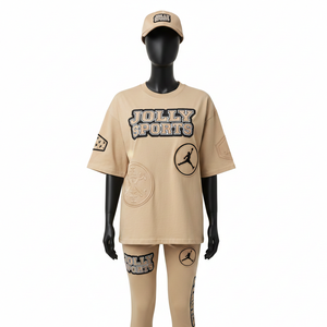 Ensemble femme : t-shirt ample en coton 200 GSM confortable et legging extensible en spandex beige avec logo brodé personnalisé - Product Image 6