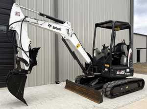 Mini-excavatrice E35 d'occasion, modèle 2018, Bobcat E35, 2 641 heures, 25 CV, bras pivotant, état neuf, mini-excavatrice E35 à vendre - Product Image 2