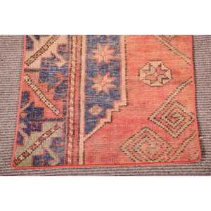 Petit tapis turc en laine 1,7x2,4 pi (51x74 cm) rouge vintage patchwork, tapis oriental écologique avec envers en latex - Product Image 5