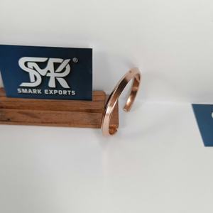 Bracelet jonc ouvert en cuivre élégant, traditionnel et minimaliste, fait main, réglable, léger, unisexe, pour le quotidien et les cadeaux - Product Image 3