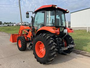 Tractor de Dos Ruedas Kubota M6060 4WD de 2018 - Product Image 3