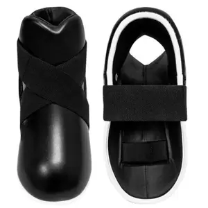 가라테 등을 위한 세미 콘택트 슈즈 | 다이나믹 트레이닝 및 스파링을위한 무술 신발